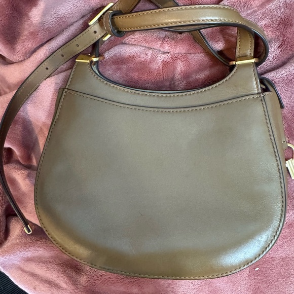 Tory Burch Tan Leather crossbody Bag with Gold Hardware - Picture 3 of 4